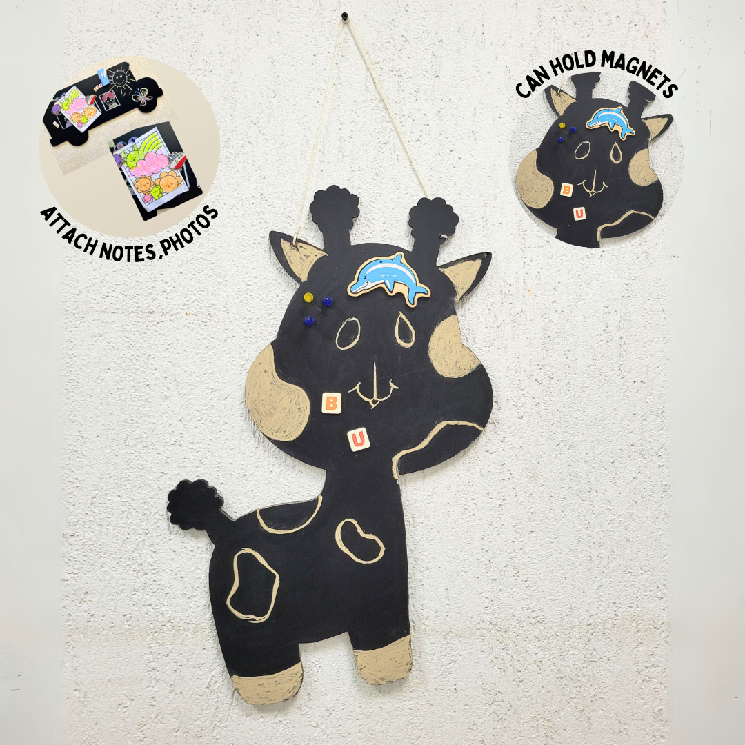 Wooden Wall Magnetic Chalkboard - Giraffe