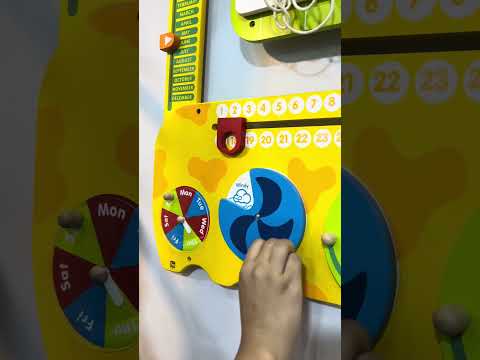 Wall Play Board - Giraffe